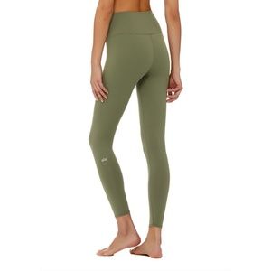 Alo High Waisted Airbrush 7/8 Leggings